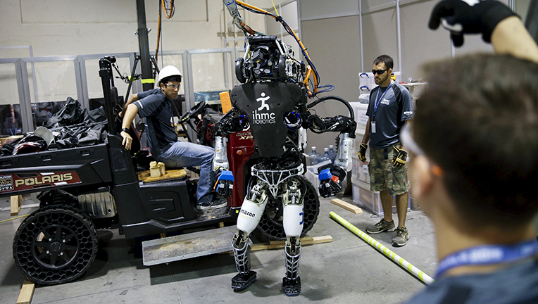 Boston Dynamics’ Atlas robot now performs parkour